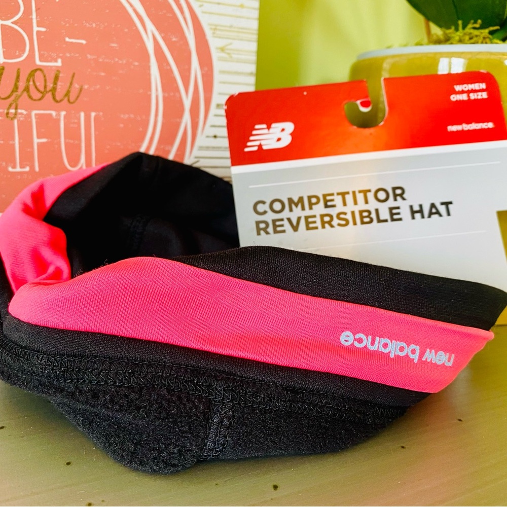 New Balance Reversible Hat - Picture 4 of 5